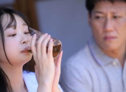 Chú cưỡng bức cháu gái vì nghi ngờ cháu có người yêu